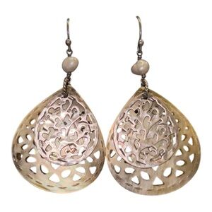 Silpada freshwater pearl, mother of pearl, & sterling silver dangle earrings LS